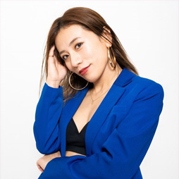 泊 美穂