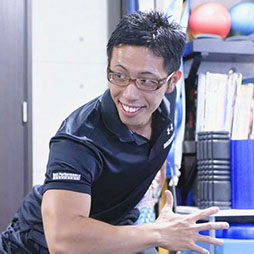 内野 健太