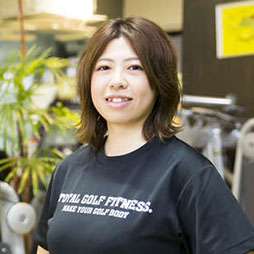 小林 彩佳