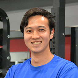 川越 康平