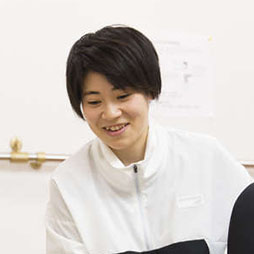 宮川 彩花