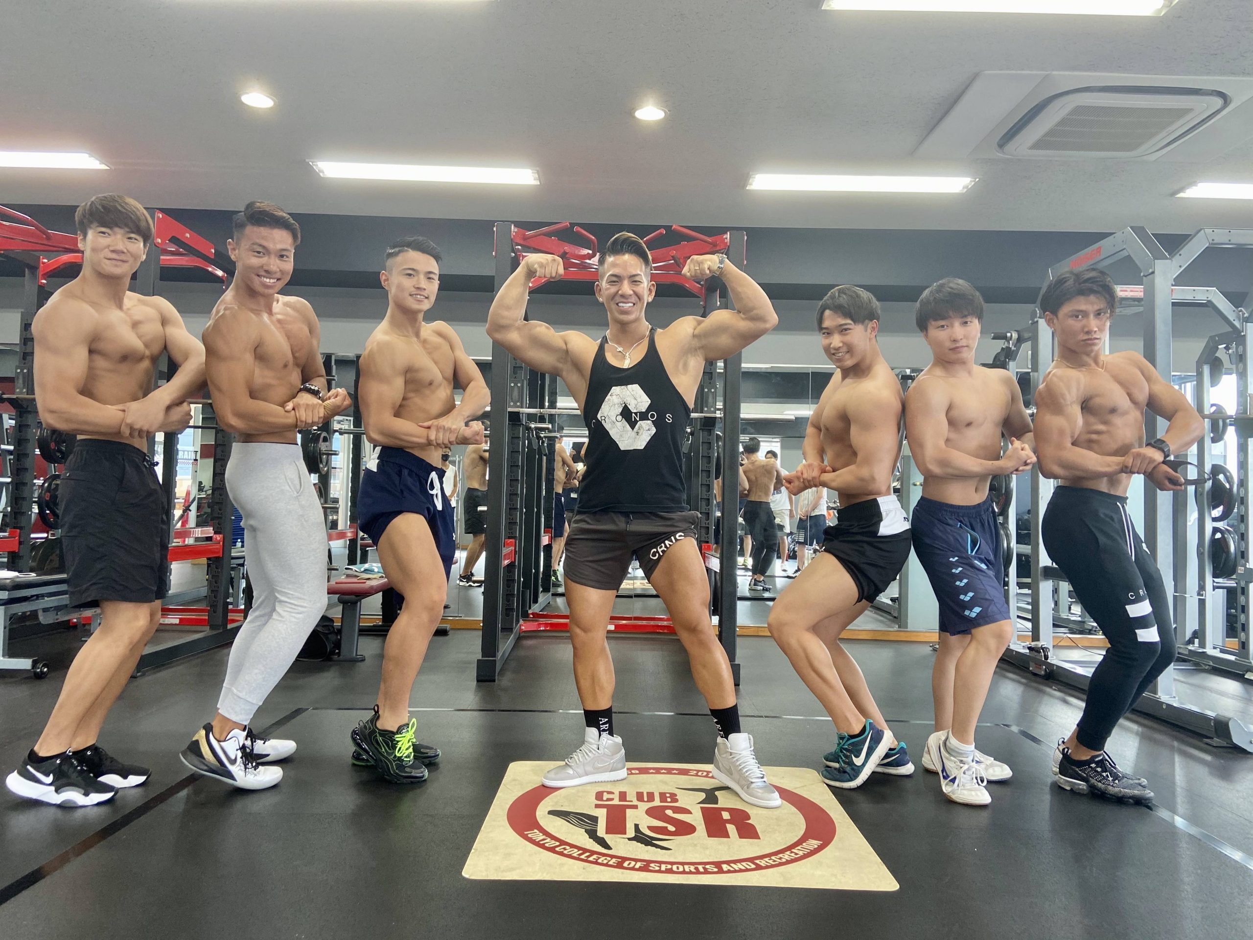 さんなDianel Body Trainer ボディトレーナー ベストボディジャパン🇯🇵 ・ ・ @daizoo0804 のトレーナー